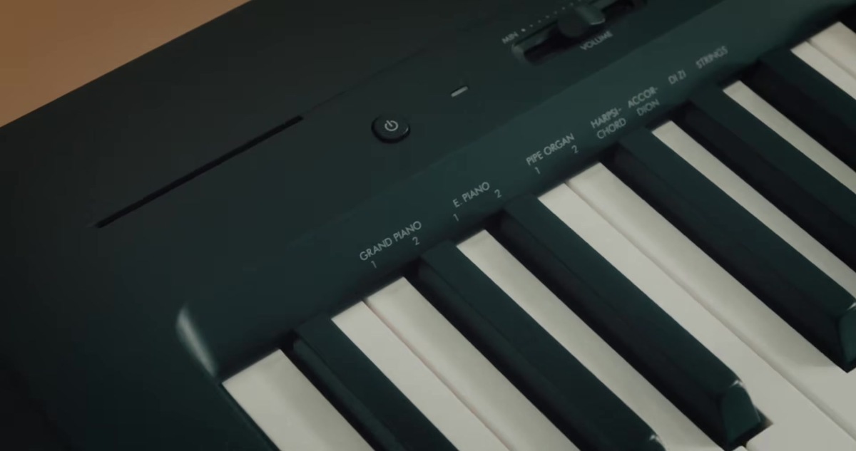 Yamaha P-145BT